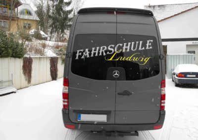 Bild einer Fahrzeugbeschriftung